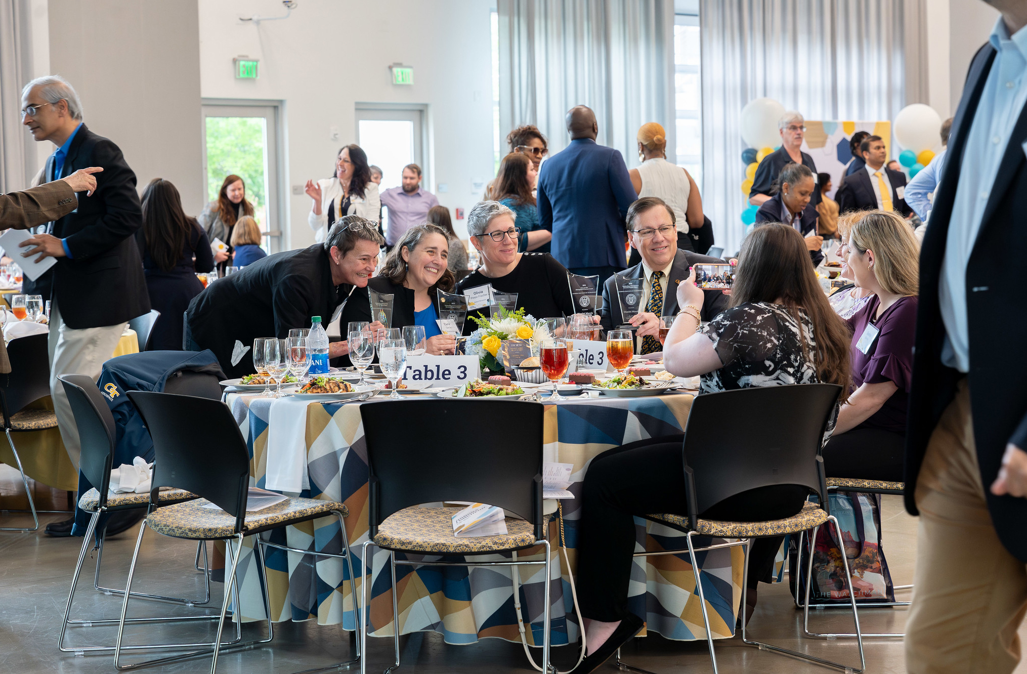attendees at faculty staff honors lunch