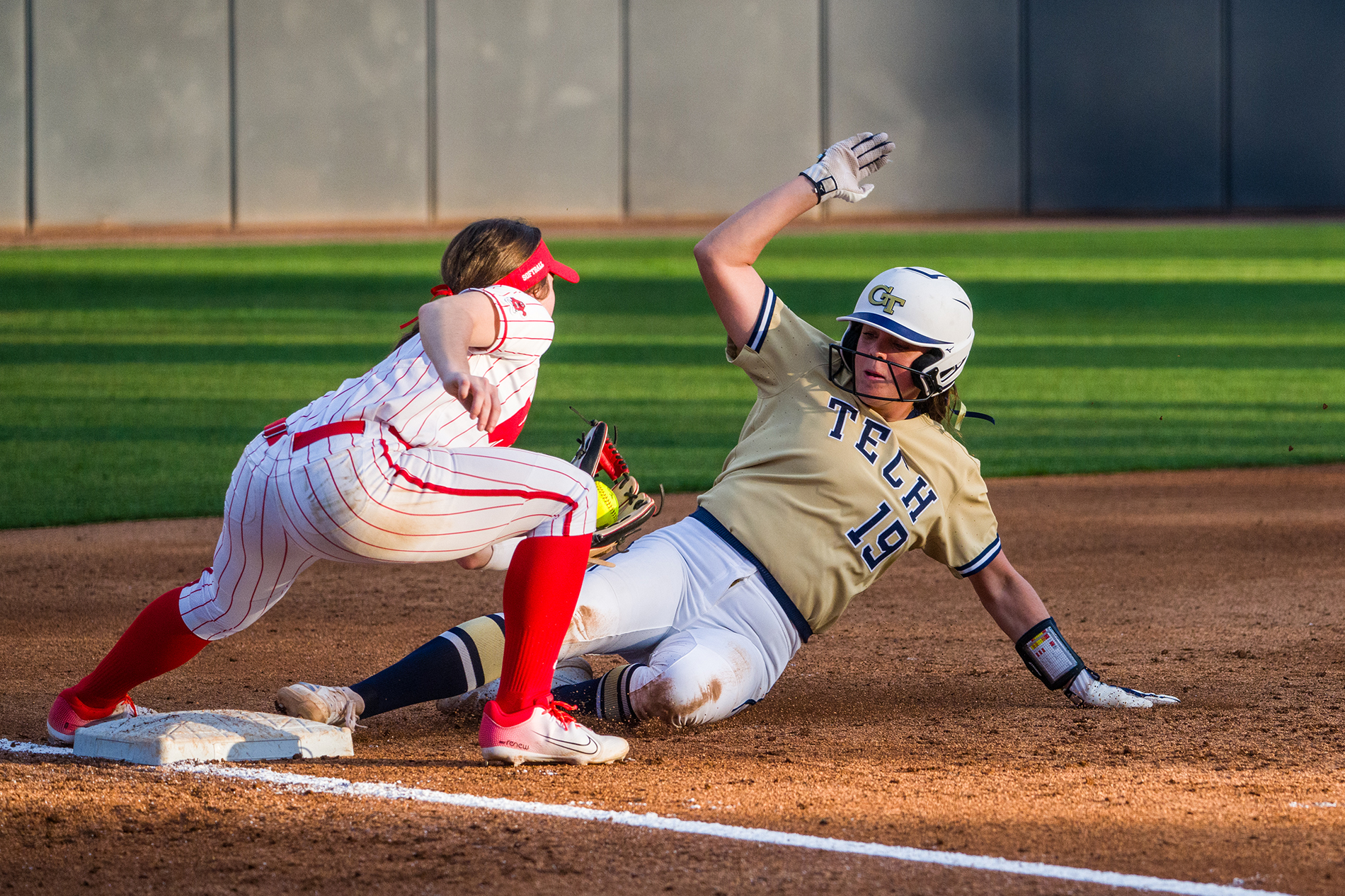 softball versus western kentucky