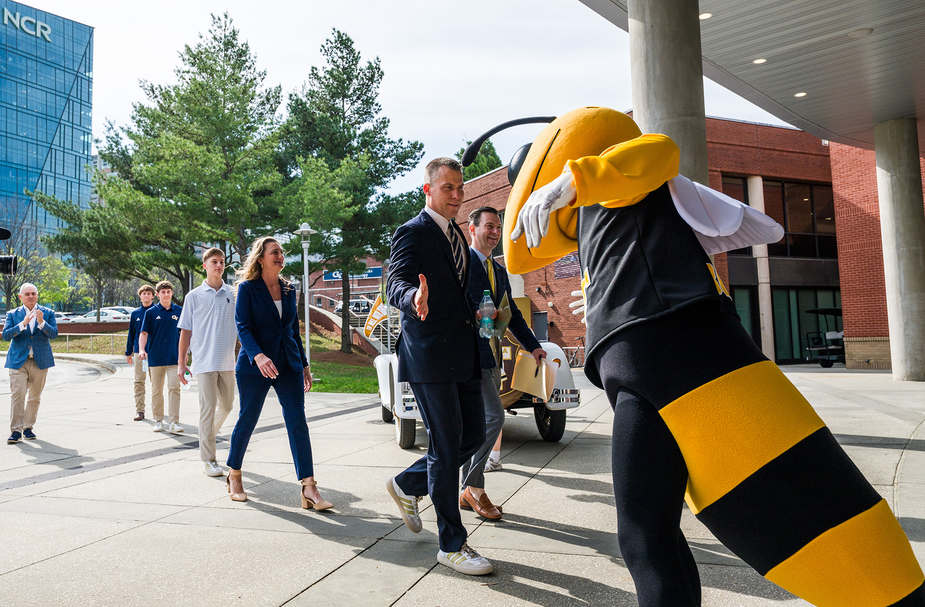 scott cross arrives on campus