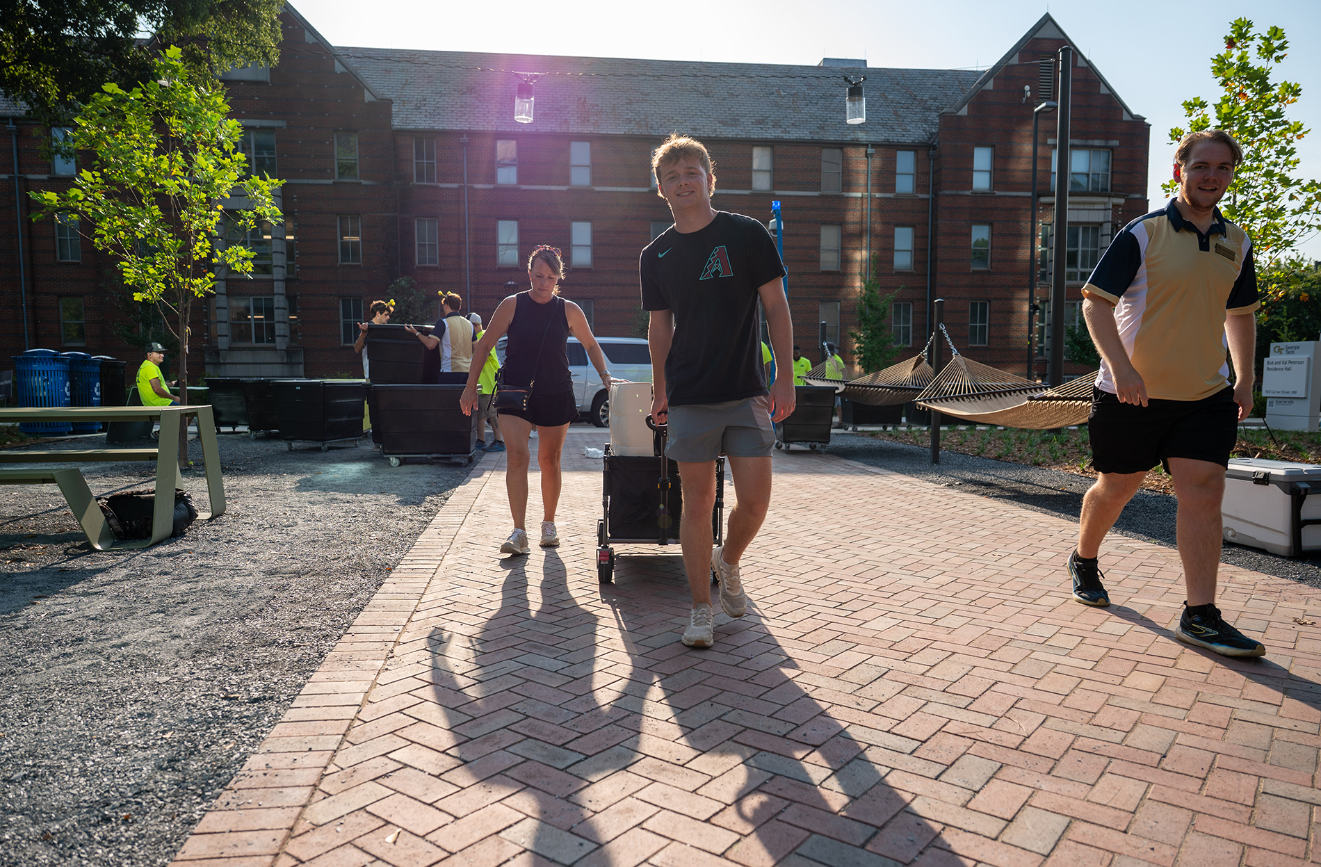 students move into peterson residence hall