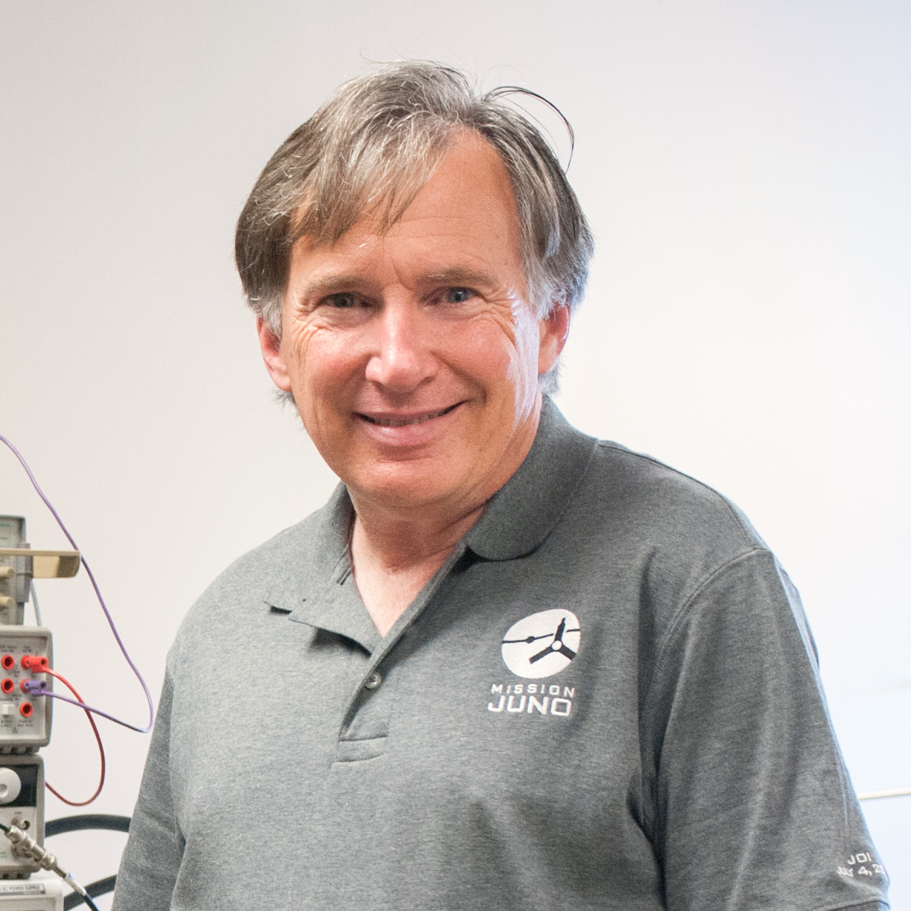 Paul G. Steffes in lab (Photo by Jason Maderer)