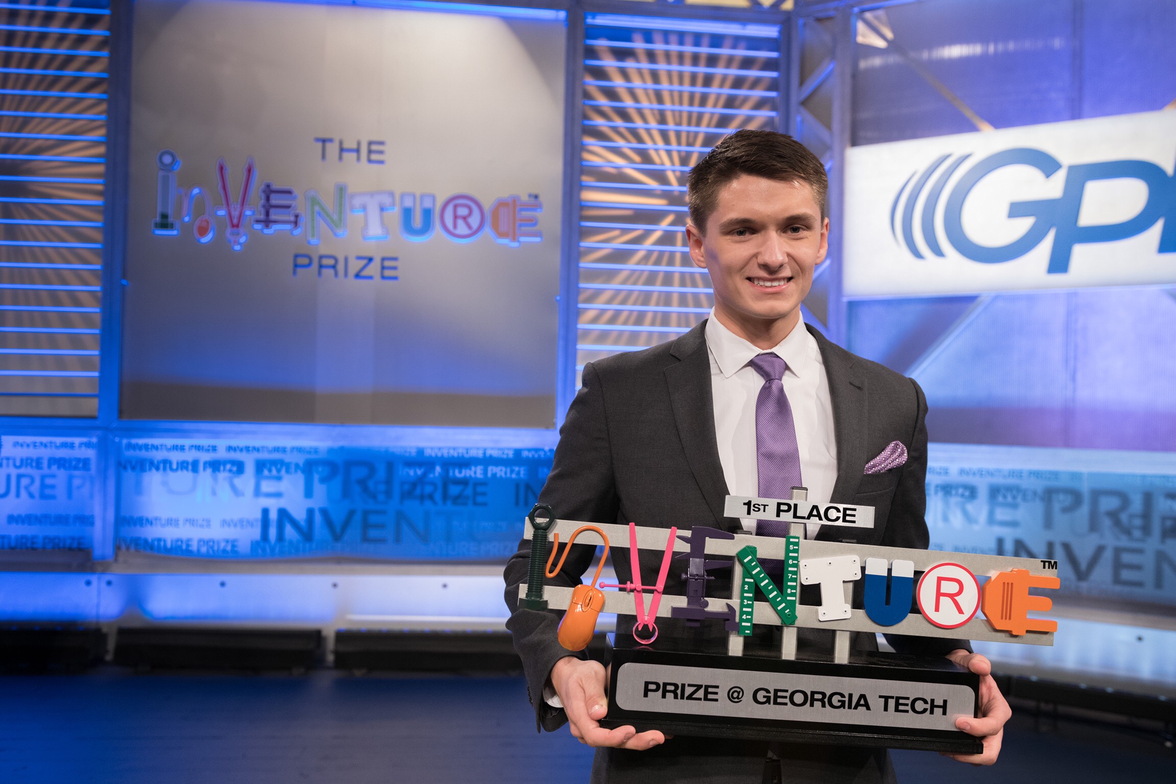 Kolby Hanley won the 2018 InVenture Prize and will received $20,000 and a free patent. Hanley, an archer, invented a new aiming device for competitive archery. (Photo: Allison Carter)