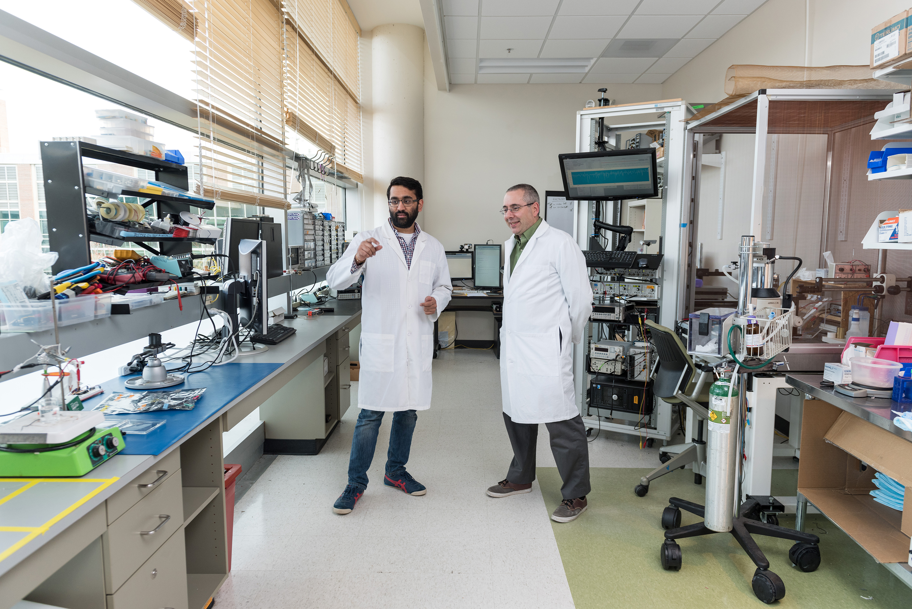 Leader researcher Yogi Patel (left) and principal investigator Robert Butera in Butera's lab on Georgia Tech's campus at the Wallace H. Coulter Department of Biomedical Engineering at Georgia Tech and Emory University. Credit: Georgia Tech / Rob Felt