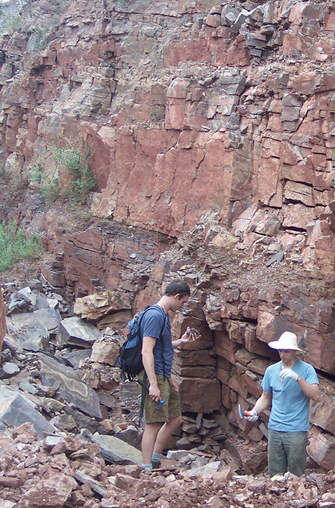 Reinhard (left) and Planavsky (right) sample marine sedimentary rocks deposited billions of years ago that provide a window into the Earth's evolution. Credit: Georgia Tech / Reinhard lab