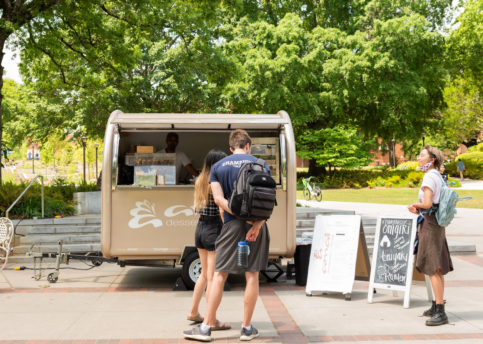 Pick up lunch or a beverage at a food truck on Tech Green. 