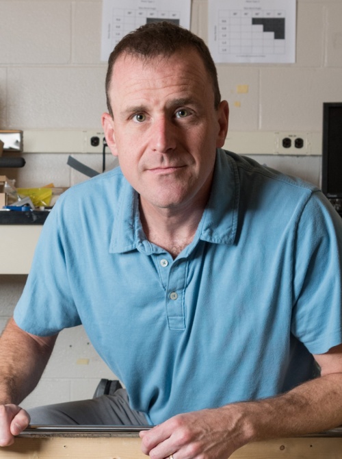 Dan Goldman in Crab Lab (Photo by Rob Felt)