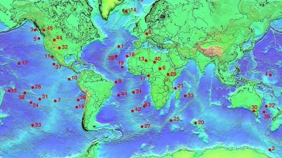 Mantle plumes, shown in red, have been identified around the world. (Ingo Wölbern, via Wikimedia Commons)