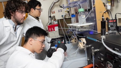 Hatzell-DAC-electrochem-reactor-Hakhyeon-Song-Carlos-Fernandez-Po-Wei-Huang-0529-t.jpg