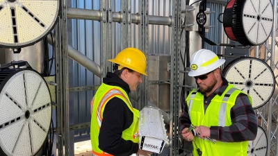 Researchers install a high-speed camera 