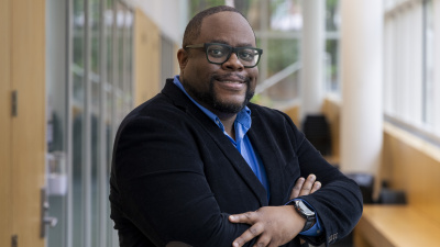 Mikkel Thomas portrait in the Marcus Nanotechnology Building