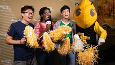 Students-with-Buzz.jpeg
