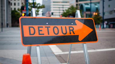 Detour-Sign-AdobeStock-179640336-t.jpg