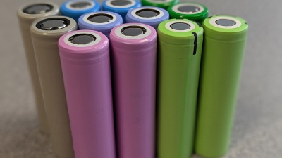 Conventional lithium-ion batteries are used in a broad range of applications. (Credit: Matthew McDowell, Georgia Tech)