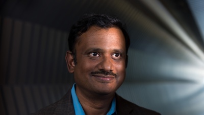 Understanding the biophysical cues provided by pathogenic particles may help vaccine developers fine tune the signals they already knew were being transmitted by the molecular information presented to the immune system. The research could provide a new tool for vaccine developers, said Krishnendu Roy, the Robert A. Milton Chair and professor in the Wallace H. Coulter Department of Biomedical Engineering at Georgia Tech and Emory University. (Credit: Rob Felt, Georgia Tech)