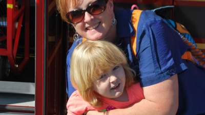 Melissa Arceneaux and her daughter Ariel participated in a workshop at the Marcus Institute. The program would not have been possible without contributions to the State Charitable Contributions Program. 