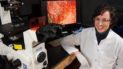 Johnna Temenoff, an associate professor in the Wallace H. Coulter Department of Biomedical Engineering at Georgia Tech and Emory University, has been awarded a $1 million grant to develop an injectable therapy for rotator cuff injuries. Credit: Rob Felt.