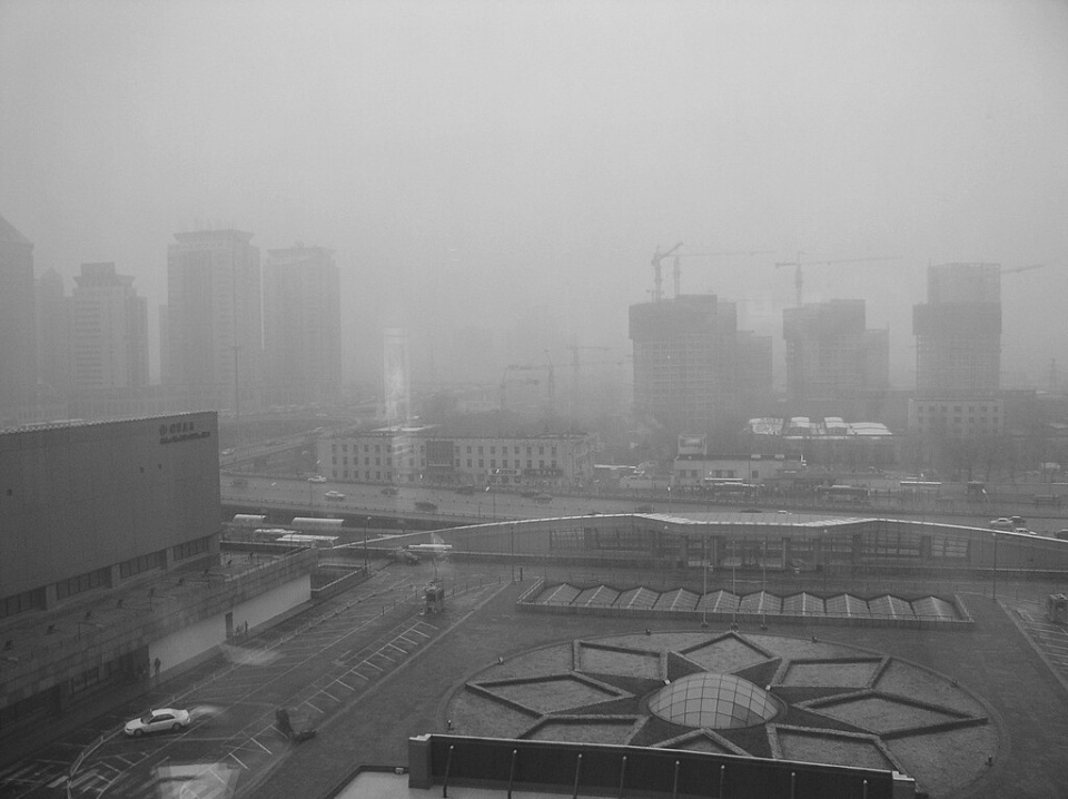 Beijing pollution (Photo Kevin Dooley, Creative Commons)