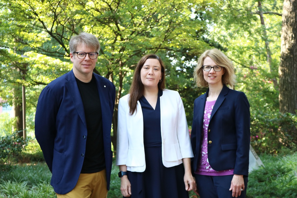 From left: Henry (Pete) La Pierre, Anna Erickson, Martha Grover (photo: Jess Hunt-Ralston)