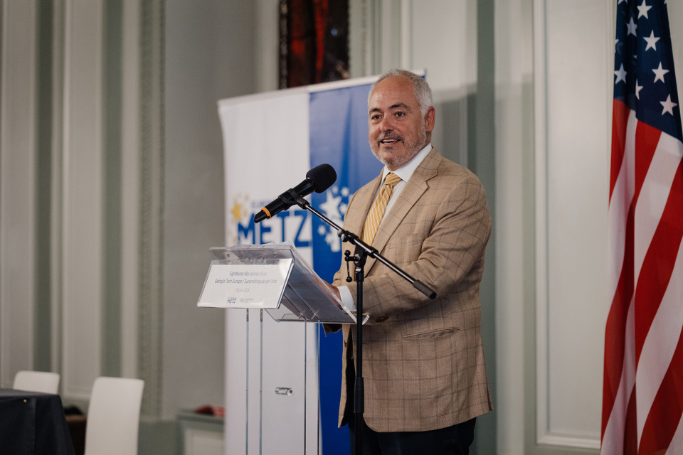 President Ángel Cabrera speaks in Metz on June 30