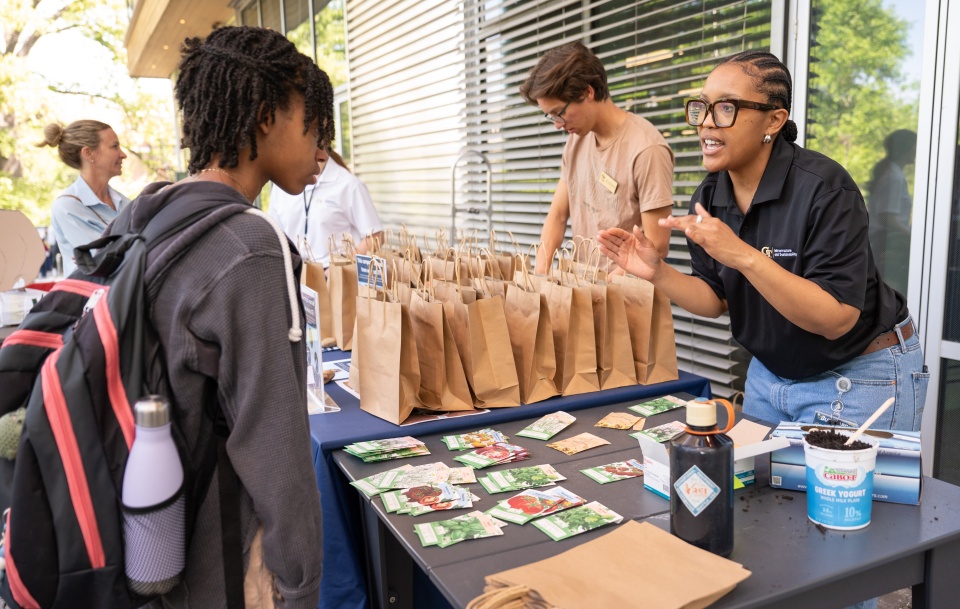 Tabling at the 2025 Earth Day Org Fair.